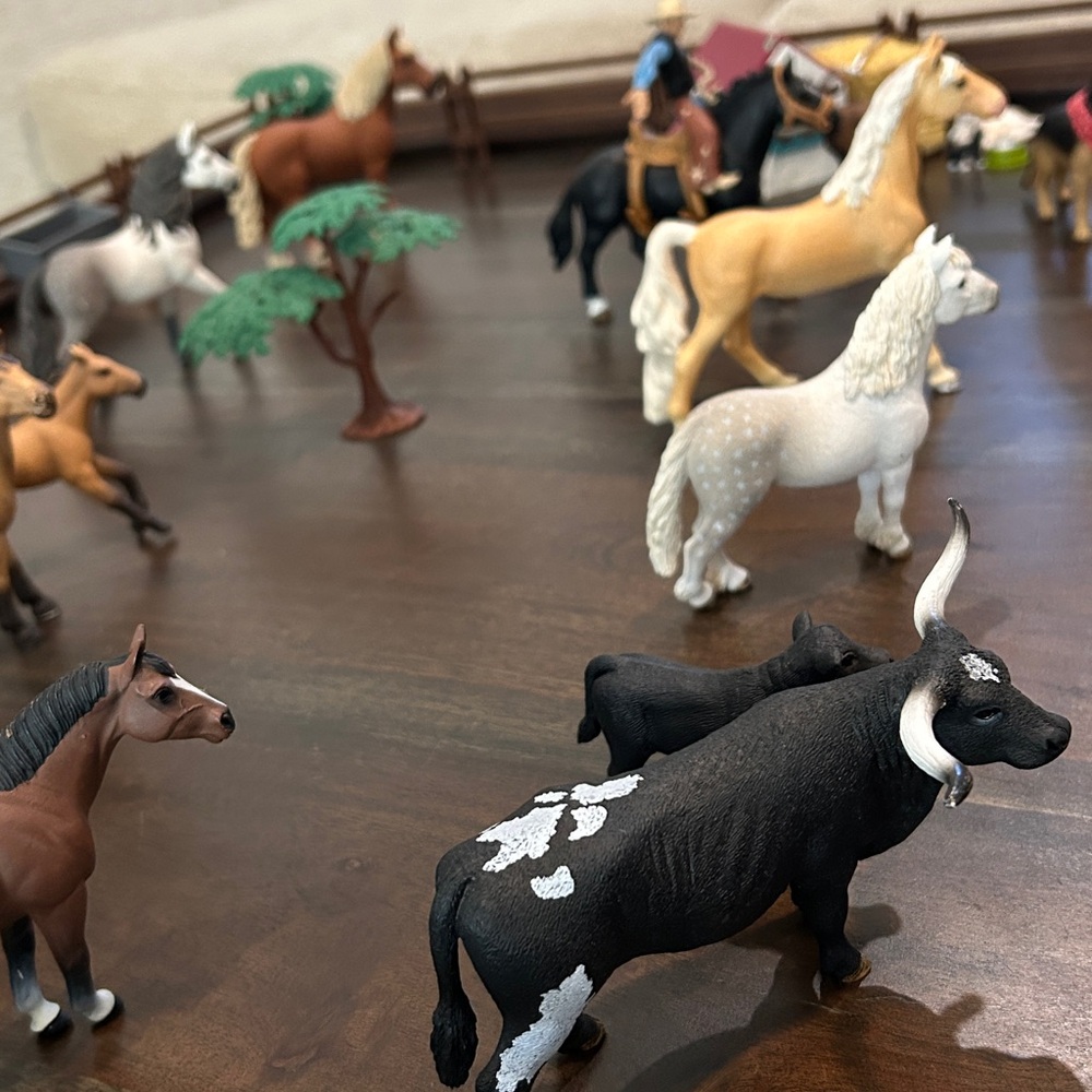 Schleich Horse Club Riders Horses, Lots of Animals & Accessories - Picture 11 of 17
